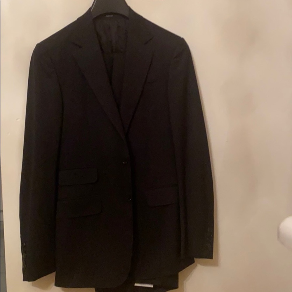 Men’s Gucci Suit